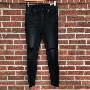 NWOT Free People High Waisted Black Distressed Knee Skinny Jeans Ankle Zip 28